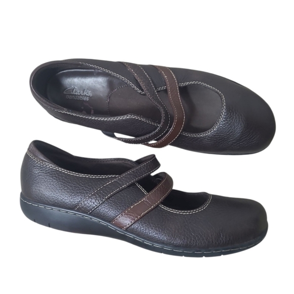 Clarks Mandy May Mary Jane Brown Leather Flat Slip On Shoes Size 9.5 M - Picture 1 of 13